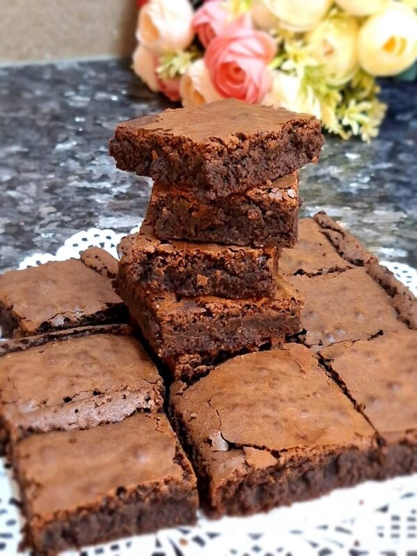 Dark Chocolate Fudge Brownie (6pc) - Image 2