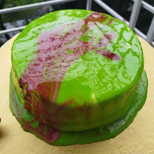 Mirror Glaze Cake